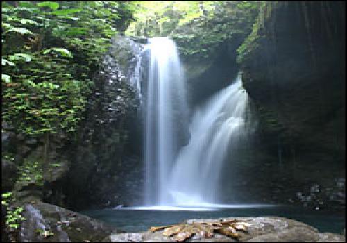 Air Terjun Kuning